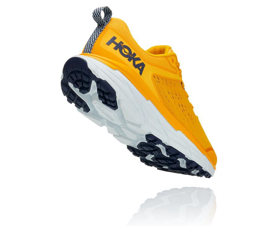 Hoka One One Trainers Mens Yellow - Challenger ATR 6 - 25419JOKF